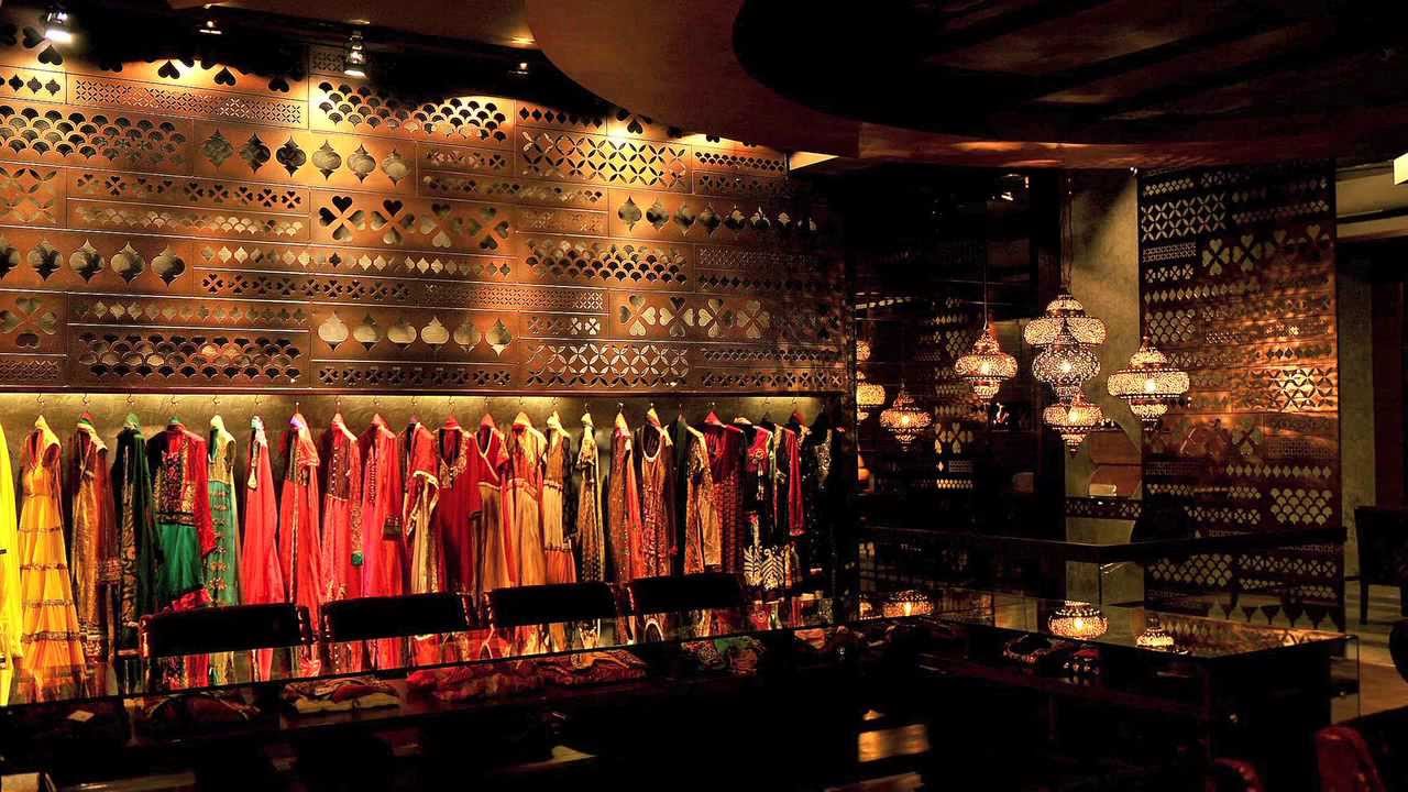 Top Online Stores for Indian Fusion and Ethnic Wear