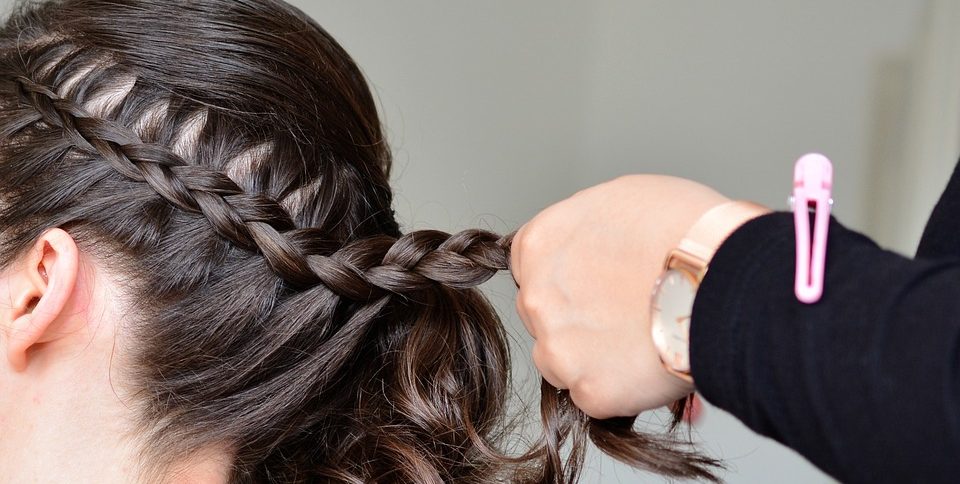 11 Easy & Stylish Braids You Can Wear to Office - StyleFundas