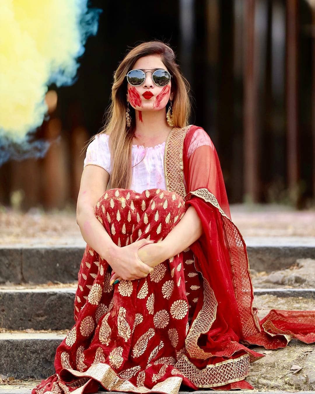 Outfit Ideas for Holi 2021 - StyleFundas