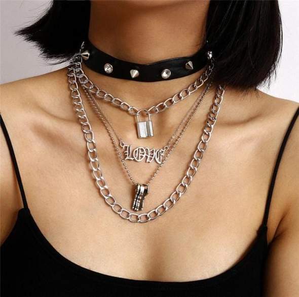 Aesthetic Jewelry Under 1000